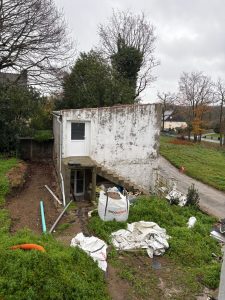 Maison en mauvais état : pourquoi vendre à un professionnel est votre meilleure option